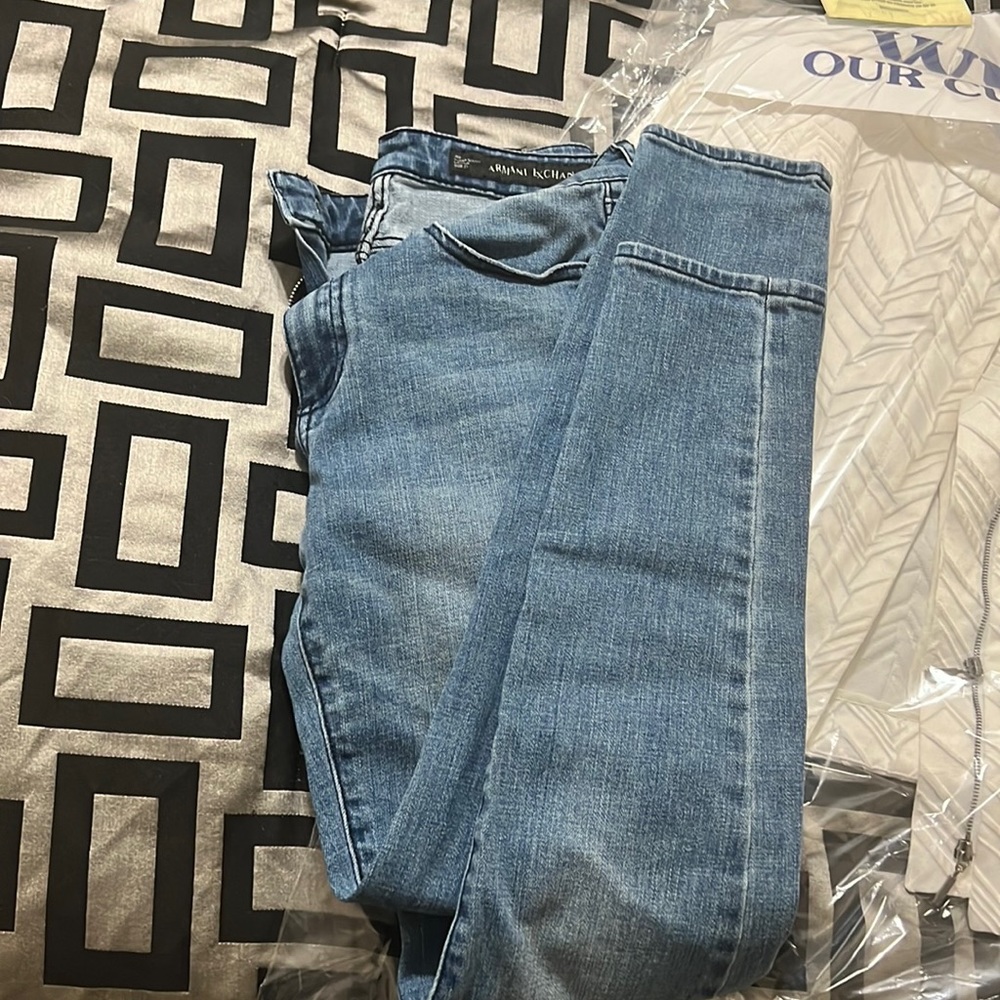 Armani Exchange size 27 like new no tags